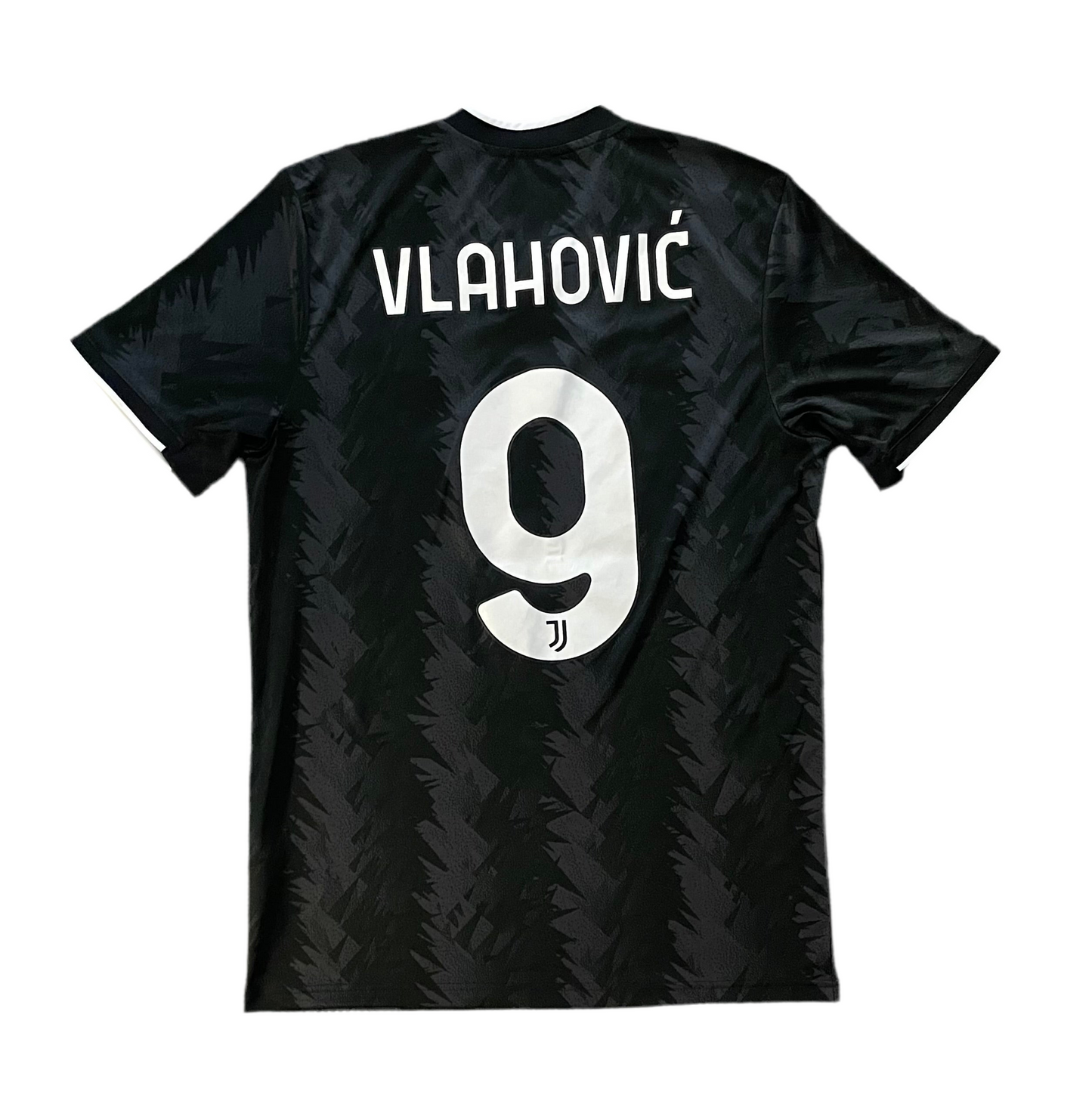 Dušan Vlahović - Juventus udebanetrøje 2022/23