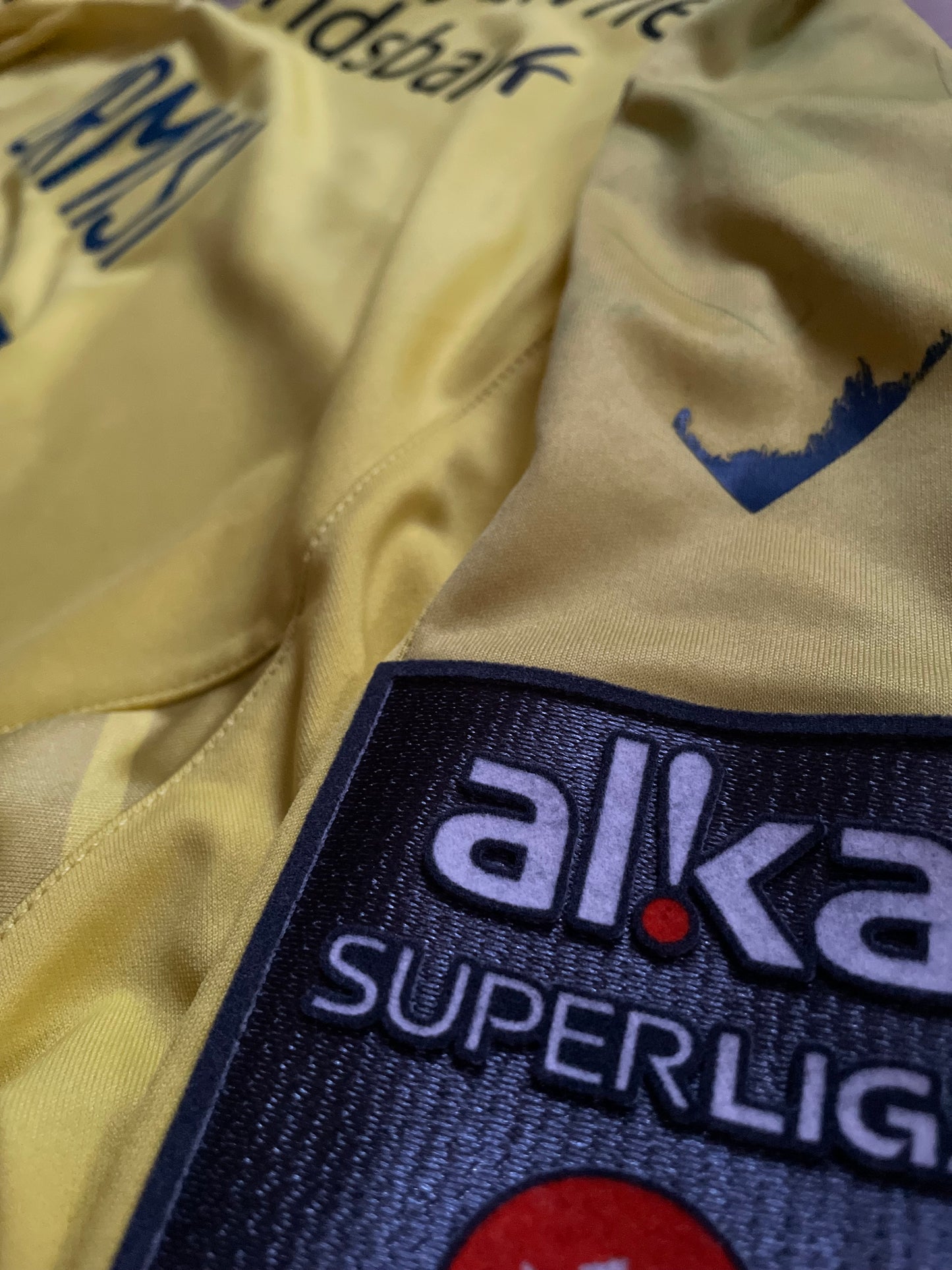 Riza Durmisi - Brøndby hjemmebanetrøje 2015/16